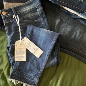 Closed Dark Blue Ankle Jeans